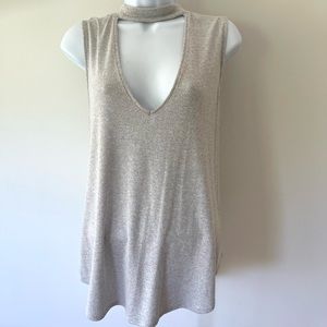 EXPRESS Mock Neck Cutout Top Light Grey Size L Sleeveless